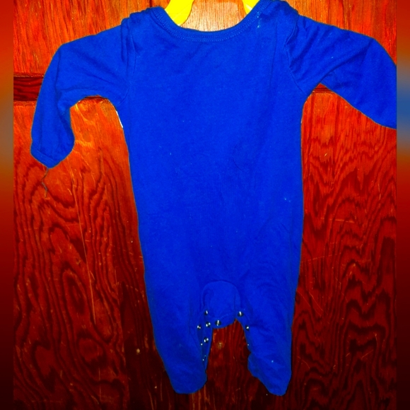 Baby Puma onesie - Picture 2 of 2